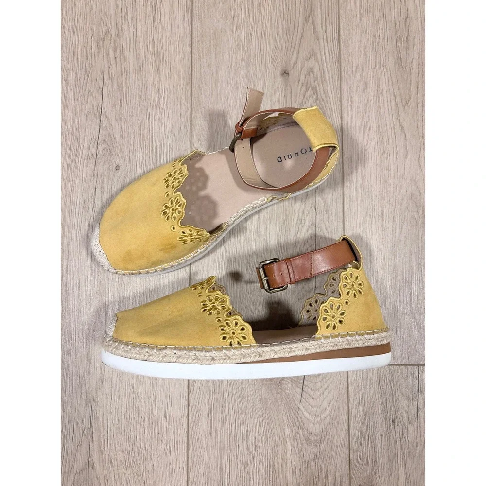 Torrid Mustard Yellow Eyelet Embroidered Espadrille Ankle Strap Flats 10W